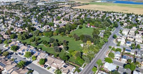 14 Hiller Ct, Woodland, CA 95776 Photo