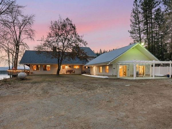 6201 A S LeClerc Rd, Newport, WA 99156