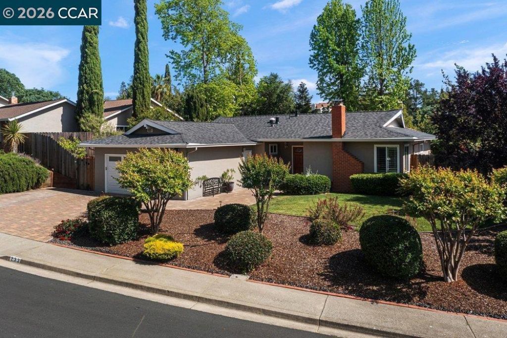 233 Southwind Dr, Pleasant Hill, CA 94523 Main Photo