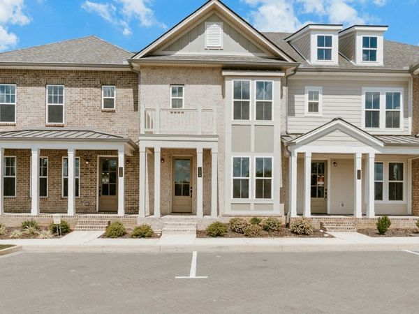 124 Nearwater Place , Hendersonville, TN 37075