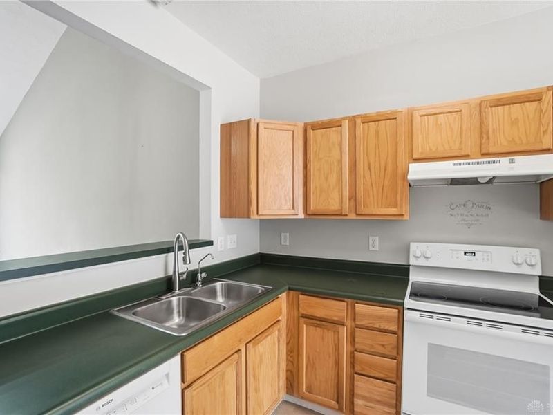 2239 Cobblestone Court, Miamisburg, OH 45342 Photo 17