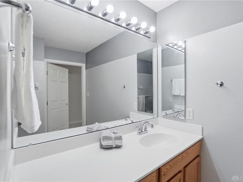 2239 Cobblestone Court, Miamisburg, OH 45342 Photo 27