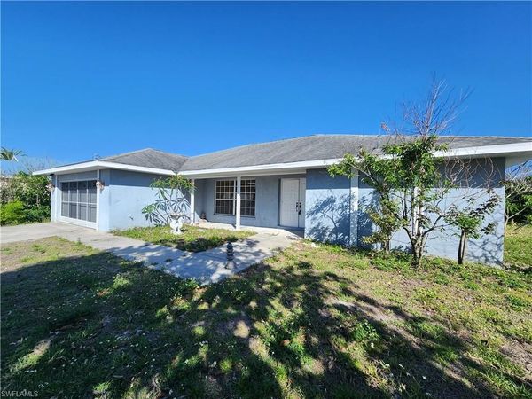 132 Dania CIR, LEHIGH ACRES, FL 33936