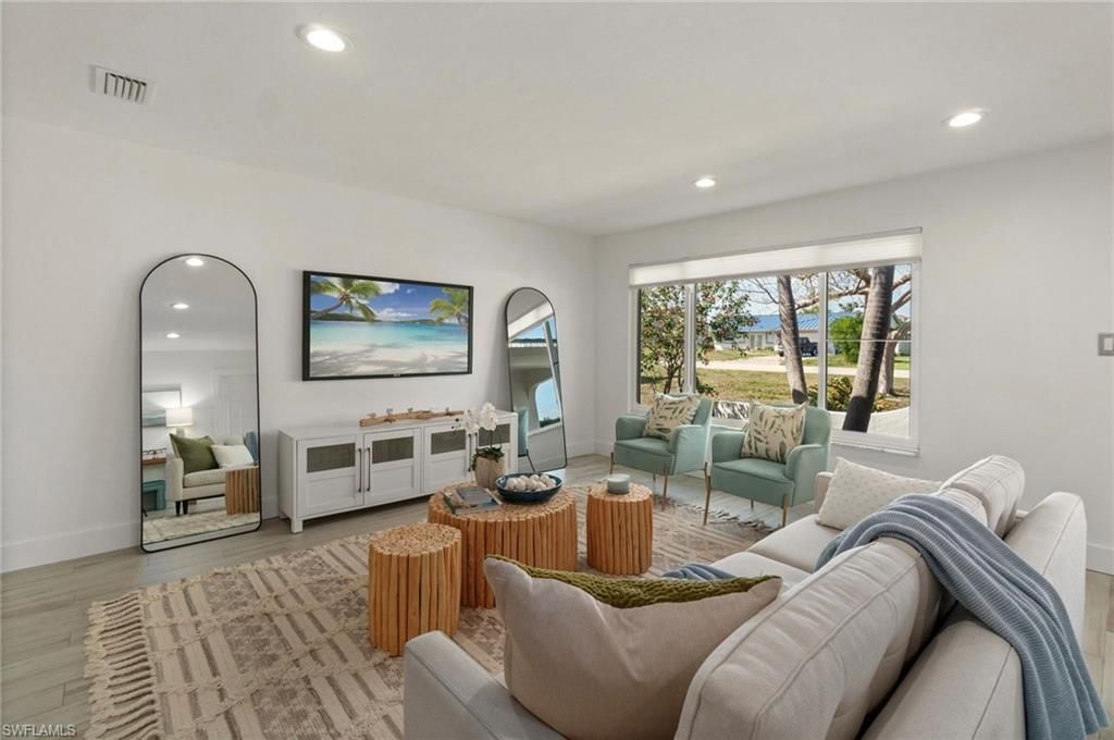 4937 Royal Palm Dr, Estero, FL 33928 Photo