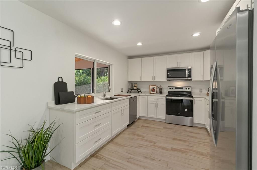 4937 Royal Palm Dr, Estero, FL 33928 Photo