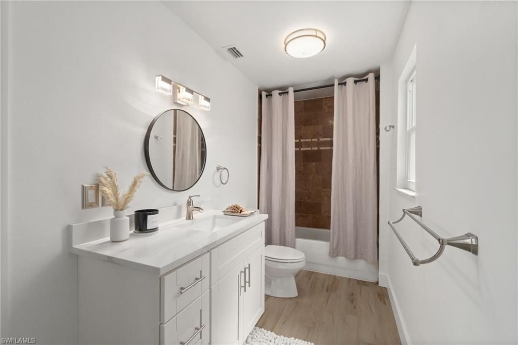 4937 Royal Palm Dr, Estero, FL 33928 Photo