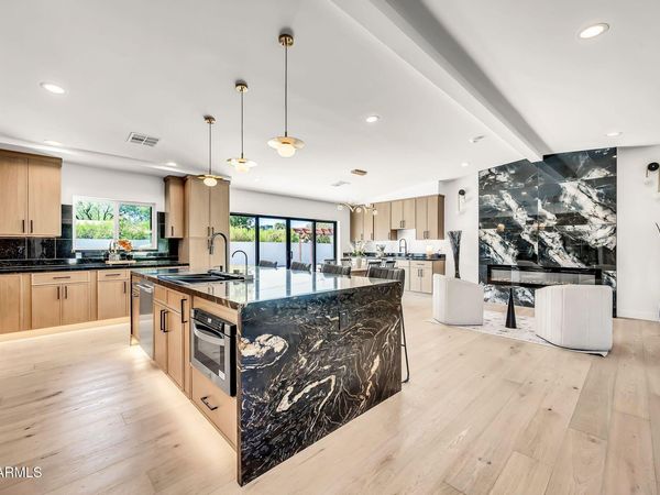 5125 E MULBERRY Drive, Phoenix, AZ 85018