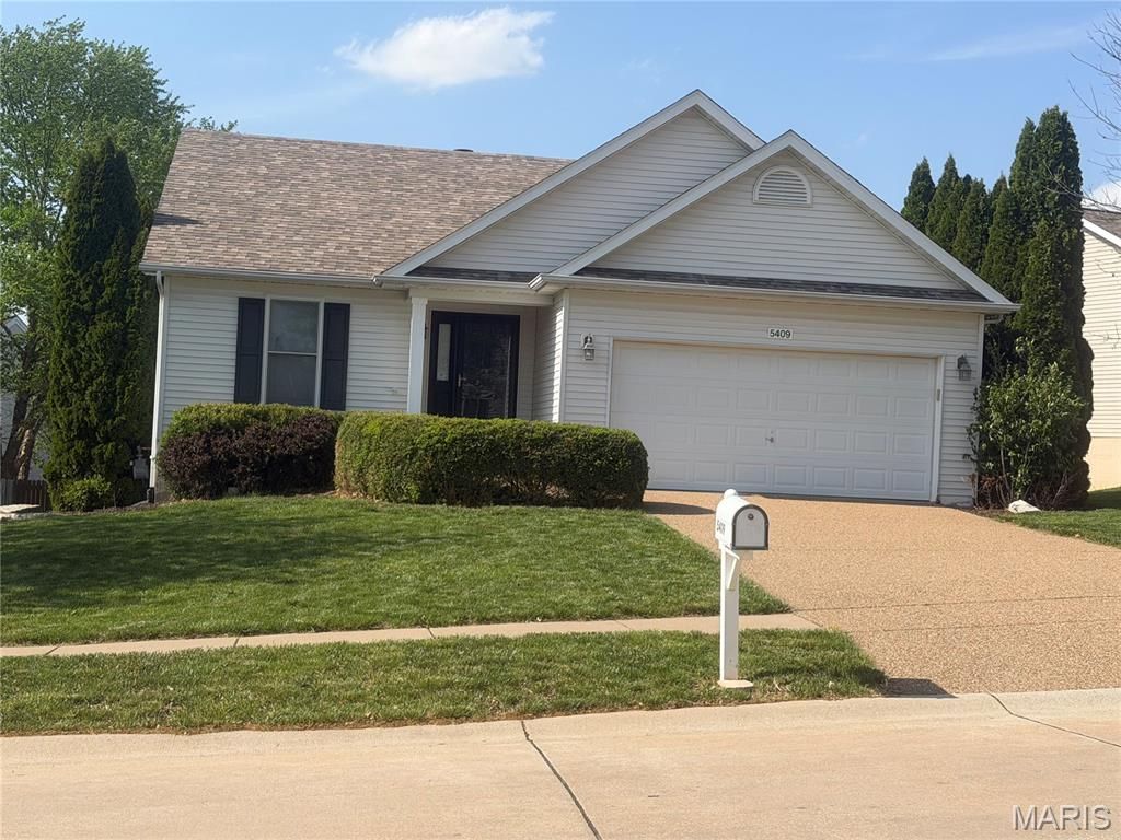 5409 Delaney Drive , Wentzville, MO 63385 Main Photo
