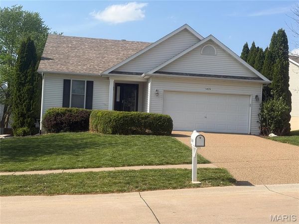 5409 Delaney Drive , Wentzville, MO 63385