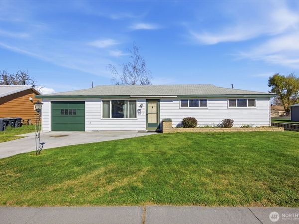 814 S Evergreen Drive , Moses Lake, WA 98837