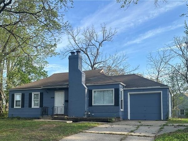 5046 Glenside Court, Kansas City, MO 64129
