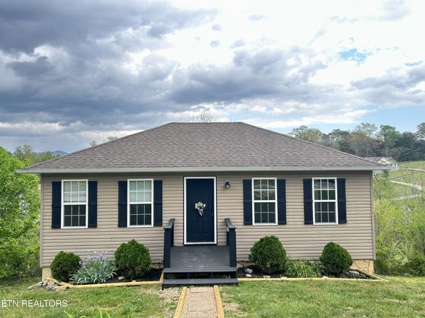 132 View Lane Lane, LaFollette, TN 37766