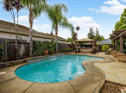 10044 Oglethorpe Way, Elk Grove, CA 95624 Photo