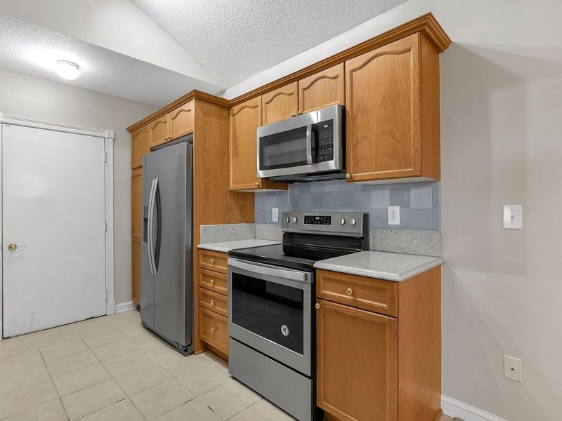 241 Brassic Way , Unit 12, Columbus, OH 43213 Photo 12