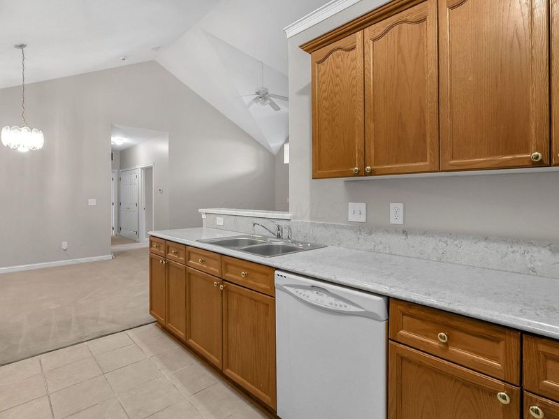 241 Brassic Way , Unit 12, Columbus, OH 43213 Photo 15