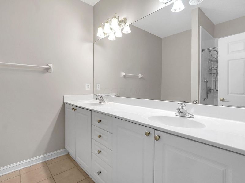 241 Brassic Way , Unit 12, Columbus, OH 43213 Photo 28