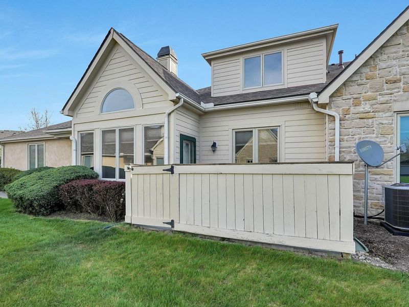 241 Brassic Way , Unit 12, Columbus, OH 43213 Photo 3