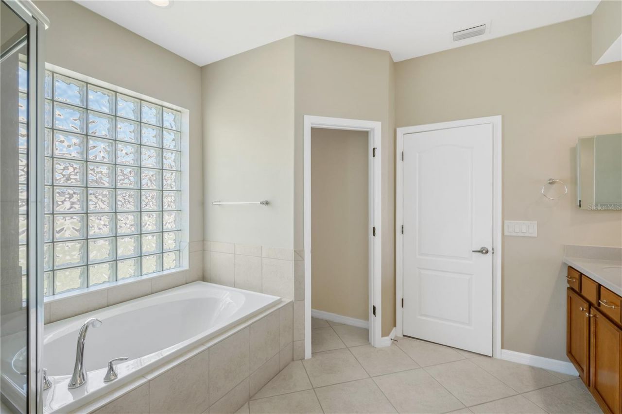 9313 Lisbon Street, Seffner, FL 33584 Photo