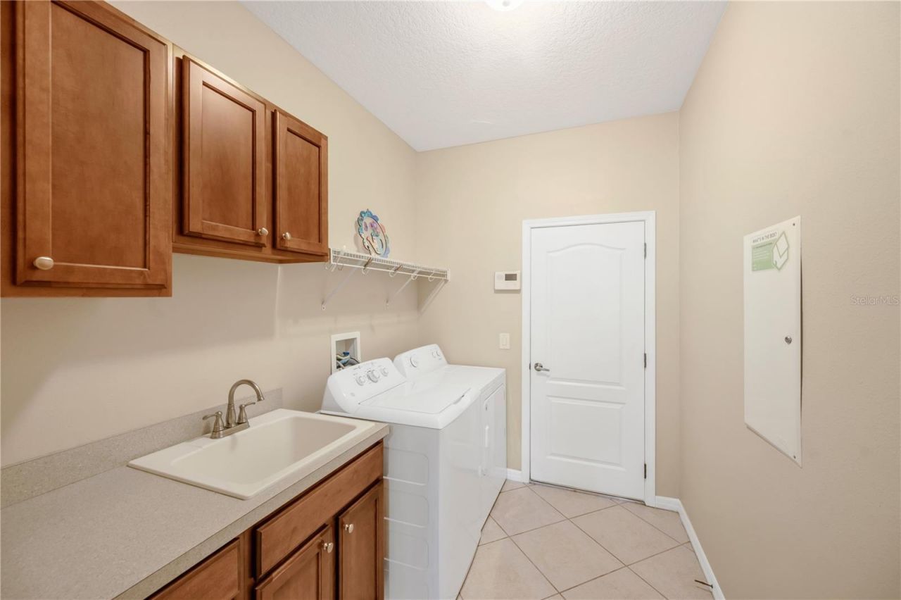 9313 Lisbon Street, Seffner, FL 33584 Photo