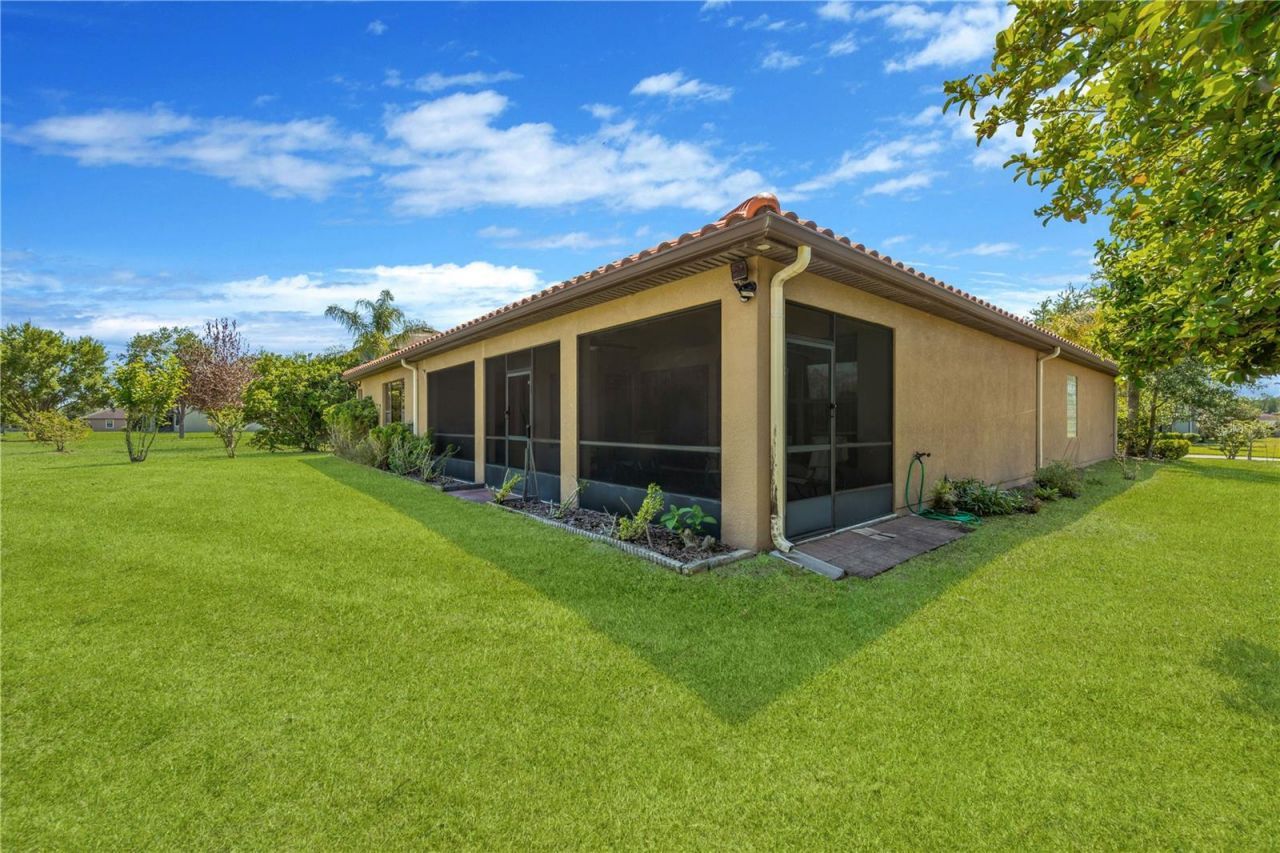 9313 Lisbon Street, Seffner, FL 33584 Photo