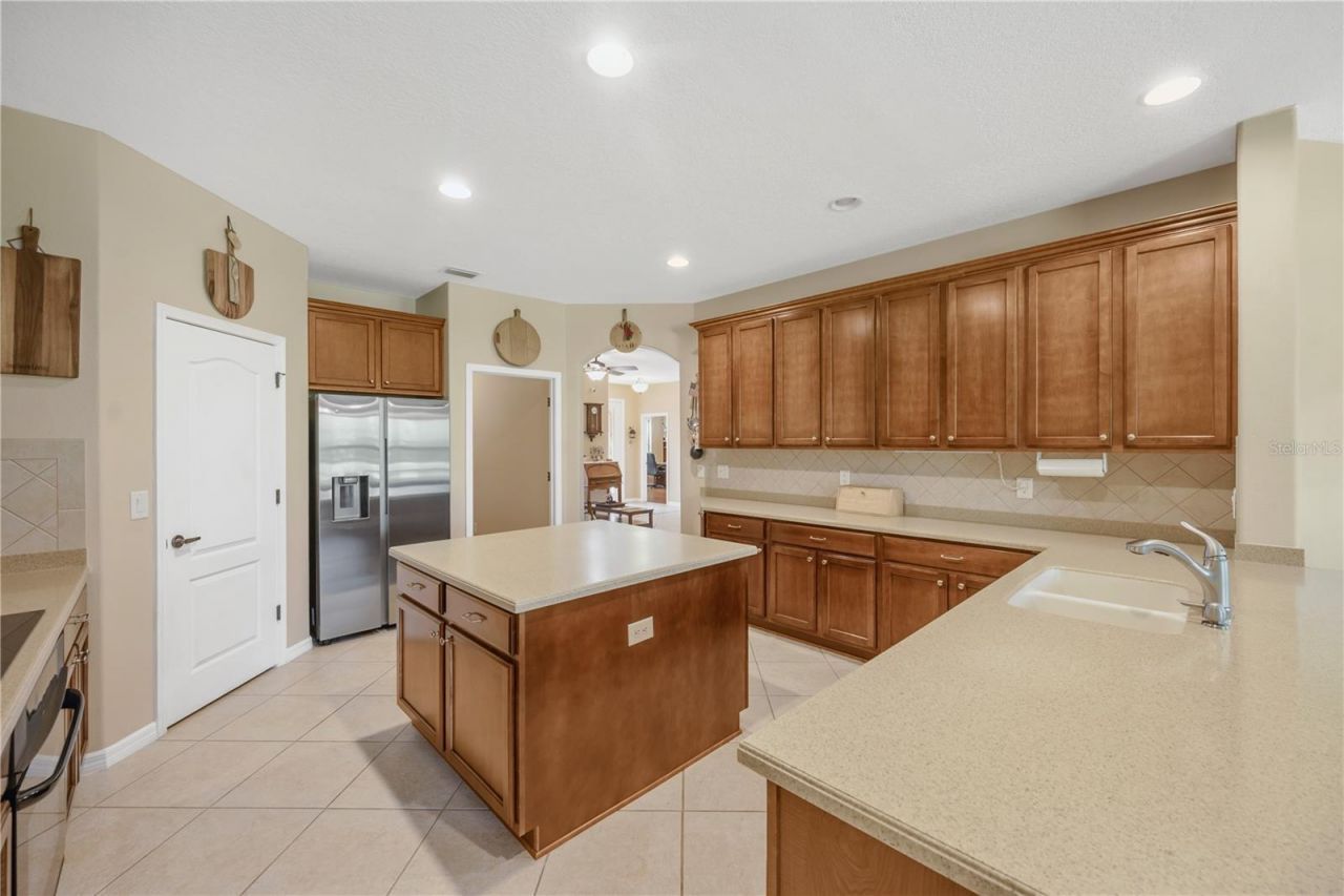 9313 Lisbon Street, Seffner, FL 33584 Photo