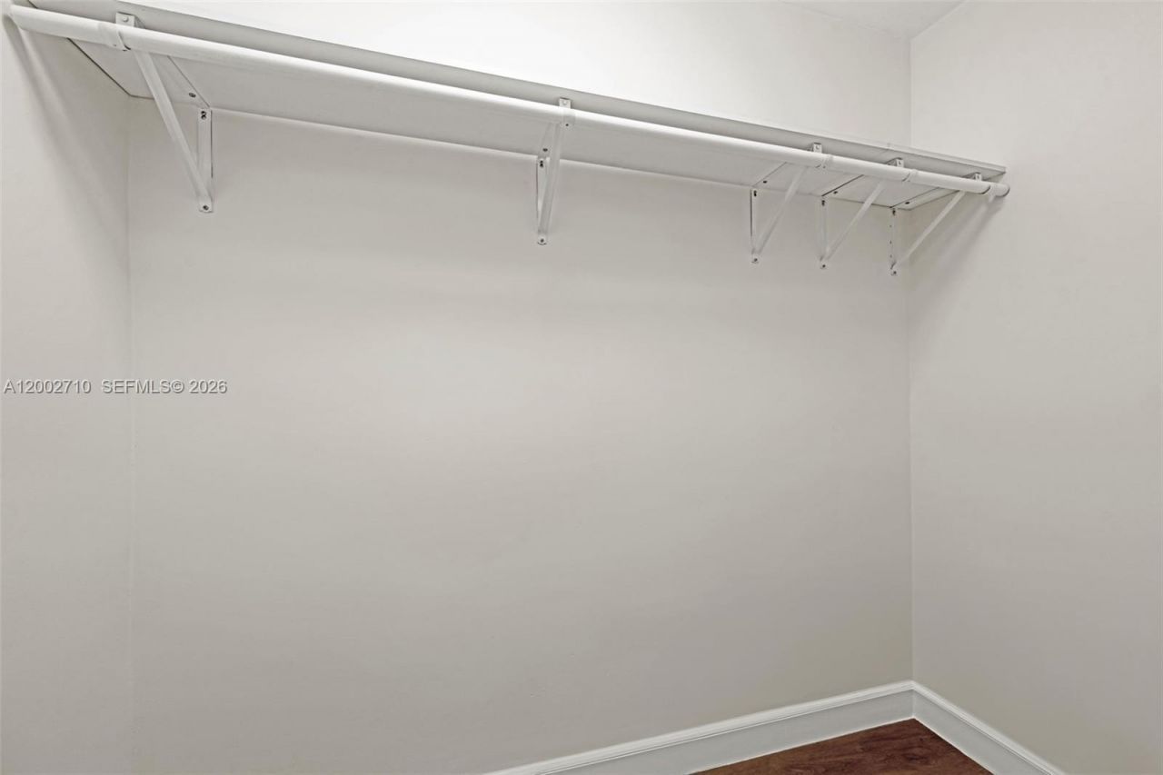 7996 Crespi Blvd, Miami Beach, FL 33141 Photo