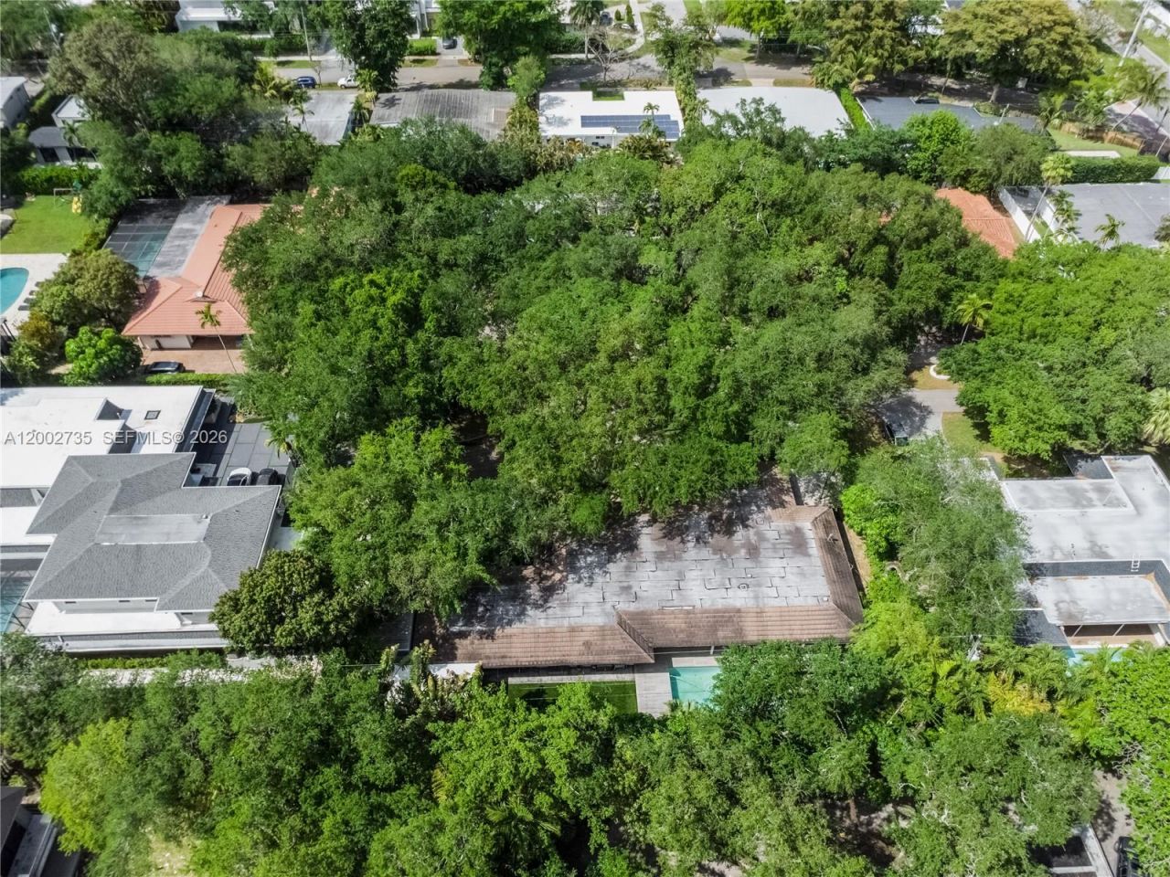 2140 NE 190th Ter, Miami, FL 33179 Photo