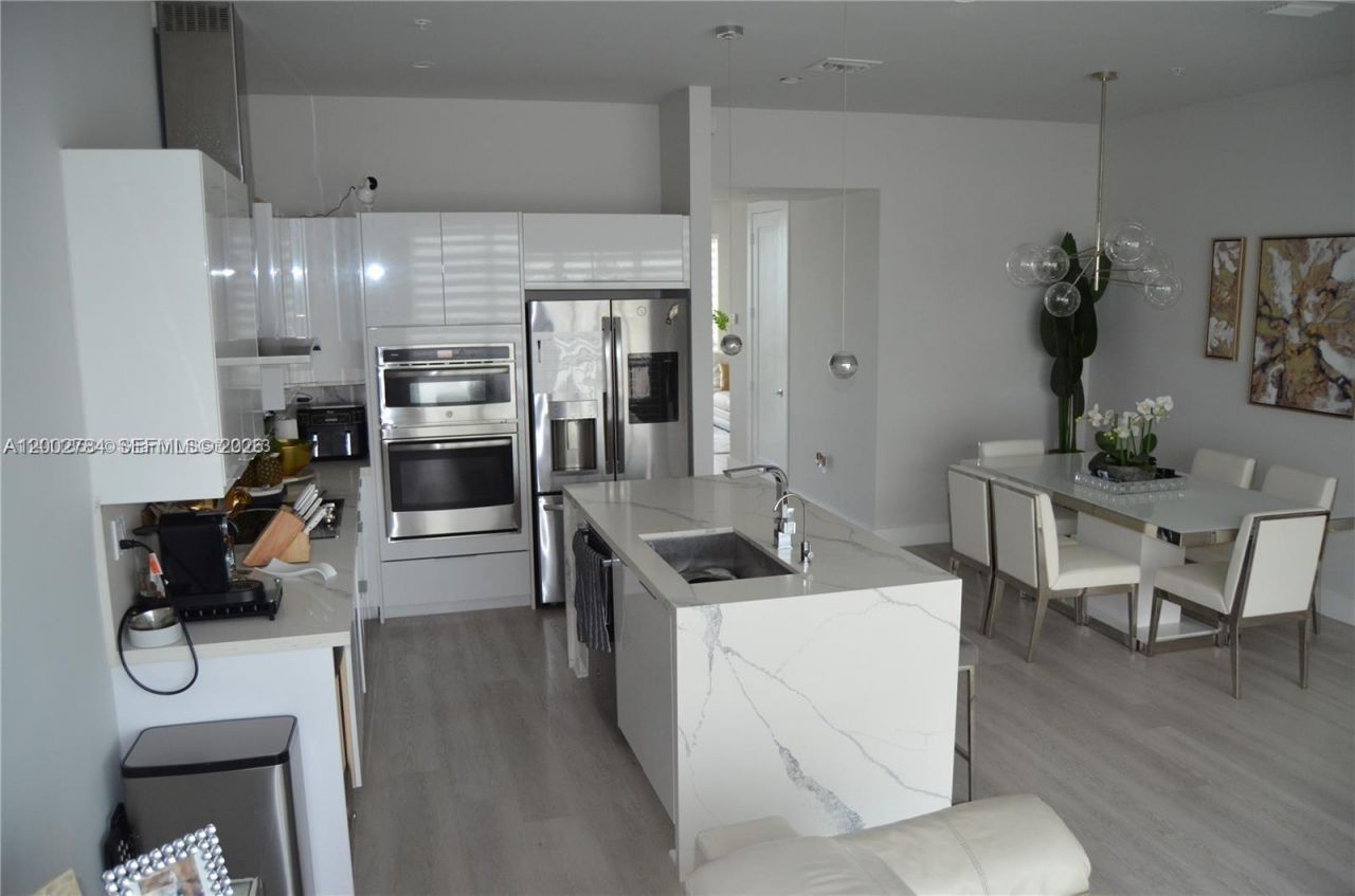 10347 NW 64th, Unit Ln, Doral, FL 33178 Photo