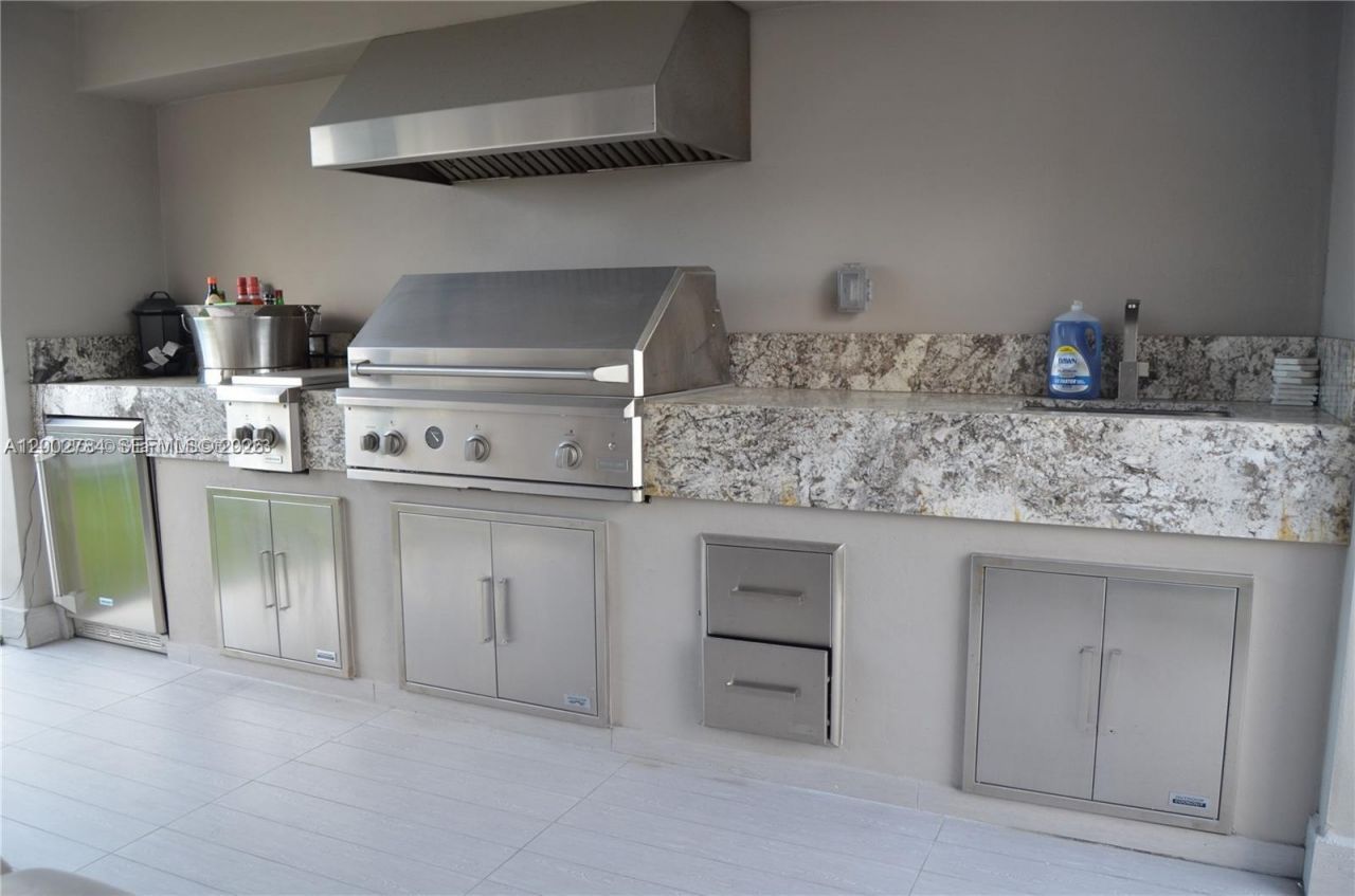 10347 NW 64th, Unit Ln, Doral, FL 33178 Photo