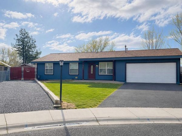 4301 Myrtlewood Drive, Klamath Falls, OR 97603