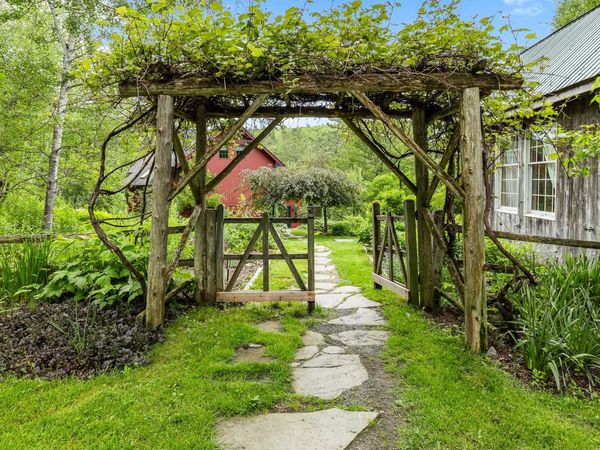 1355 Podunk Road, Norwich, VT 05055