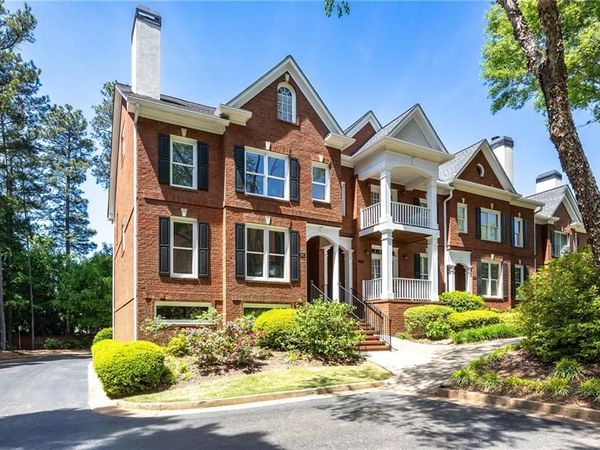 4386 Paces Point Circle SE, Smyrna, GA 30080