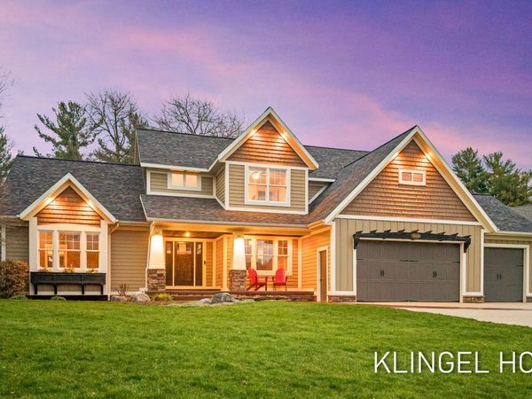 18918 Whispering Pines Way, Spring Lake, MI 49456