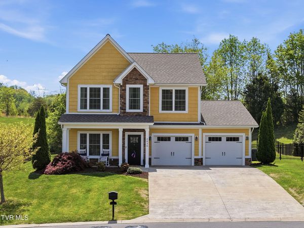 2630 Edinburgh Channel Road, Kingsport, TN 37664