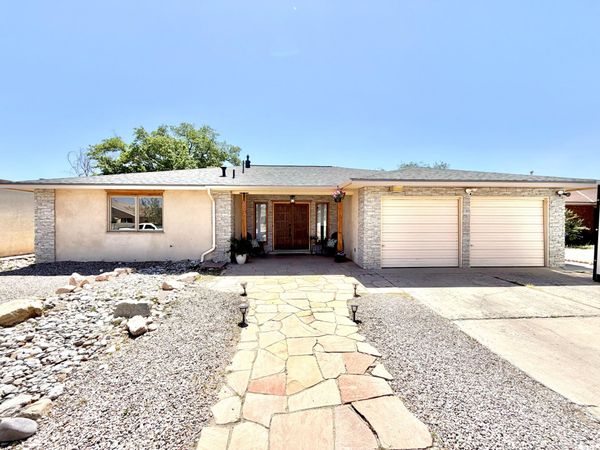 5512 Duerksen Road NW, Albuquerque, NM 87120