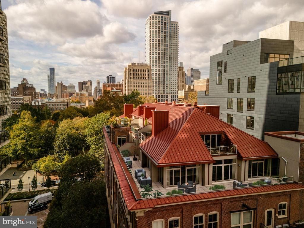 227 31 S 6TH STREET, PHILADELPHIA, PA 19106