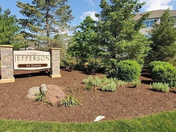 725 TIMBERLAKE DRIVE , EWING, NJ 08618