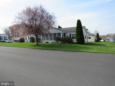 505 GOLDENROD CROSSING W, NEW HOPE, PA 18938