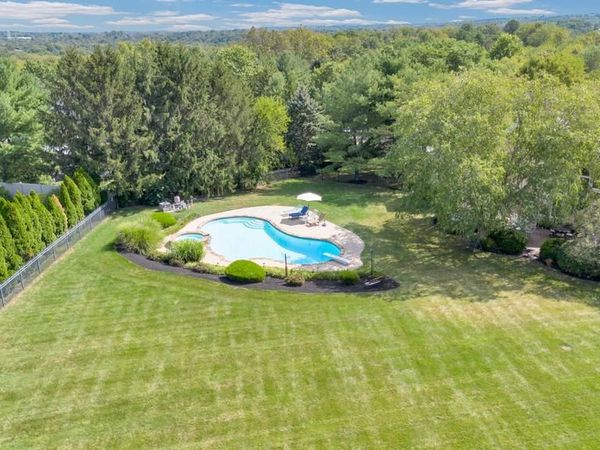 112 S MENNONITE ROAD, COLLEGEVILLE, PA 19426