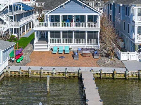 1502 BAY STREET , FENWICK ISLAND, DE 19944