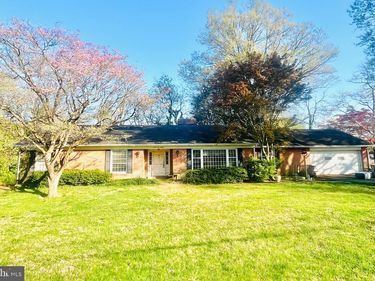 2530 VETERANS DRIVE, WILMINGTON, DE 19810