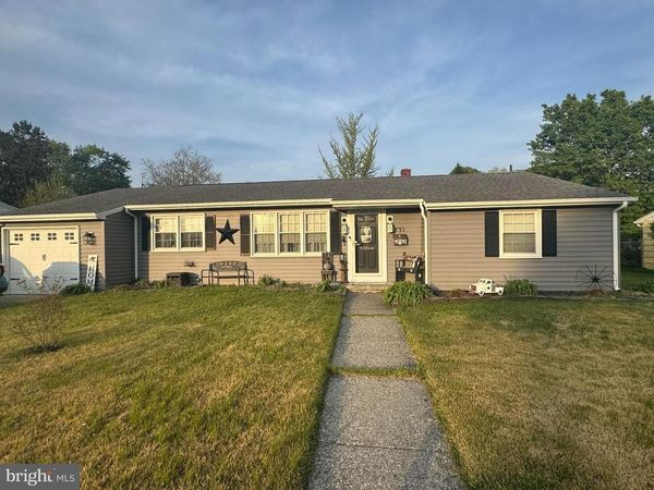731 W IVY DRIVE , SEAFORD, DE 19973