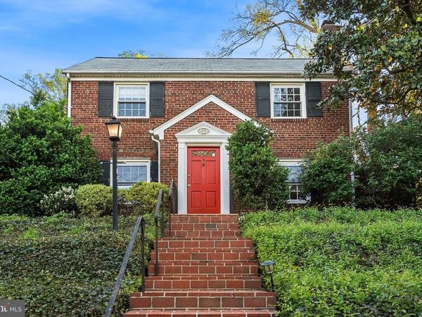 2404 KING STREET , ALEXANDRIA, VA 22301