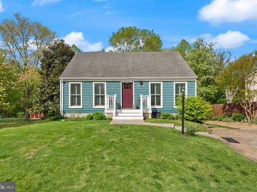 13736 MAHONEY DRIVE , WOODBRIDGE, VA 22193