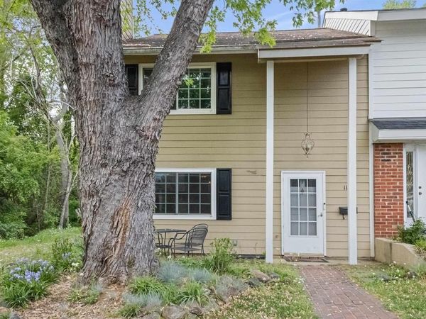 118 WOODLAKE DR, CHARLOTTESVILLE, VA 22901