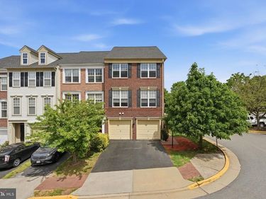 8102 DOVE COTTAGE COURT, LORTON, VA 22079