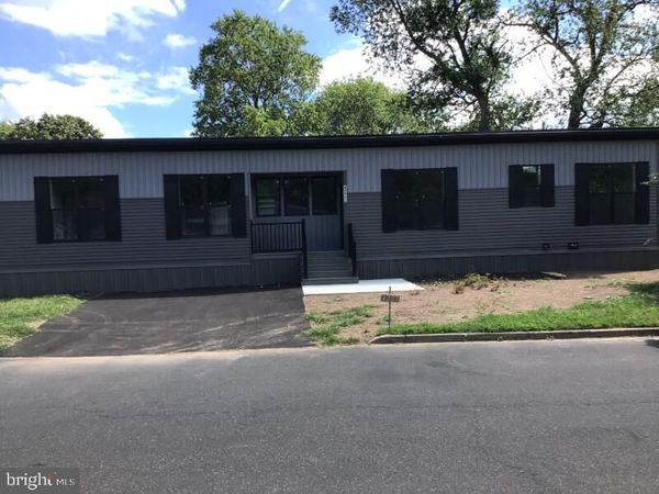 4222 DARBY DRIVE , MORRISVILLE, PA 19067