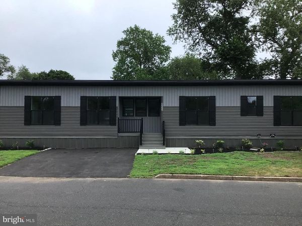 4222 DARBY DRIVE, MORRISVILLE, PA 19067