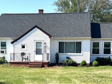 2889 HARRYHOGAN ROAD , CALLAO, VA 22435