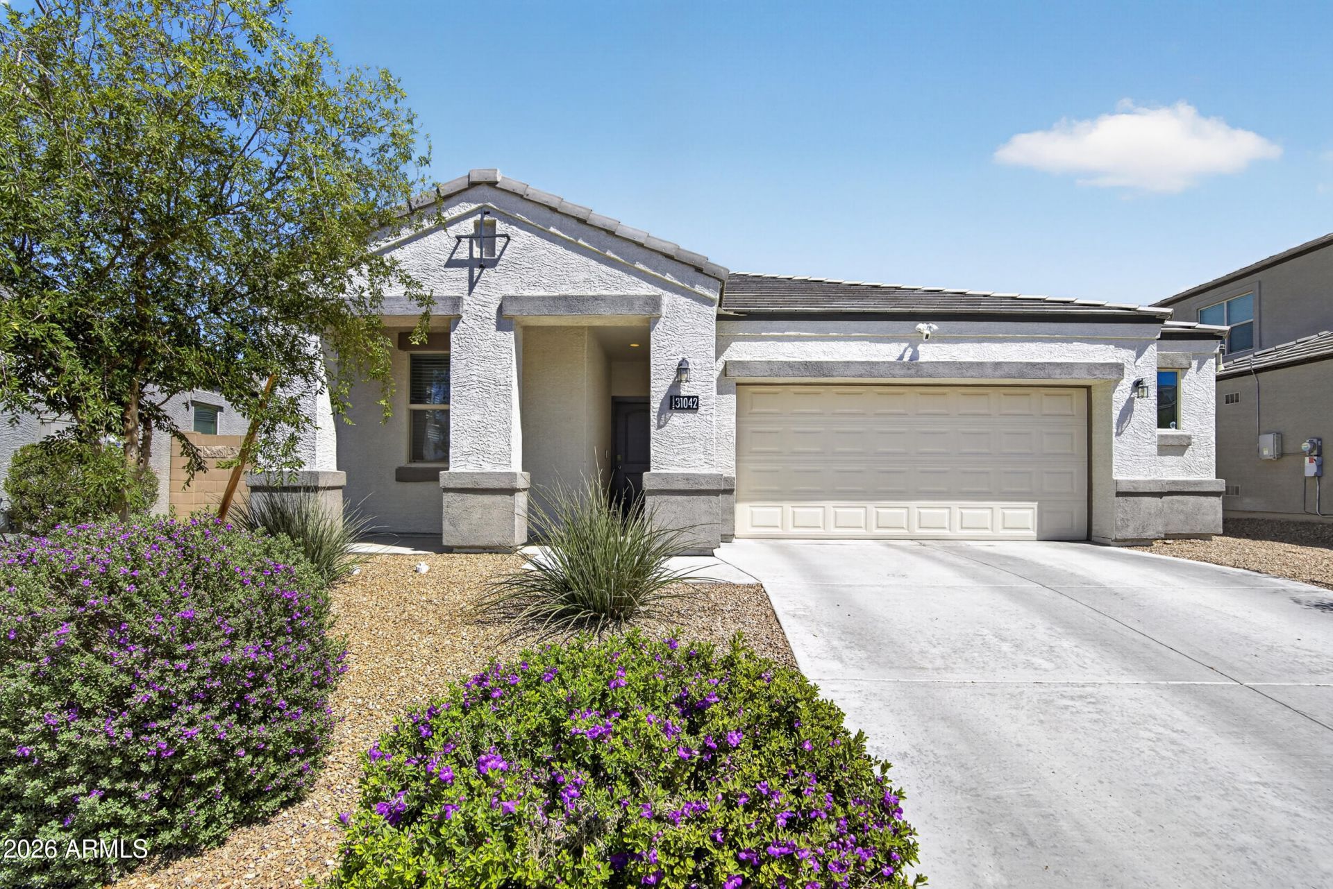 31042 W Earll Drive, Buckeye, AZ 85396 Main Photo